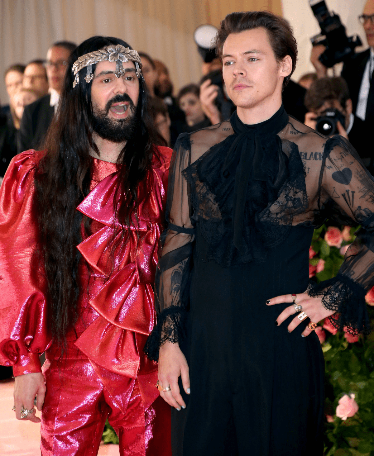 Harry Styles bringt eigene geschlechtsneutrale Beauty-Marke „Pleasing" raus