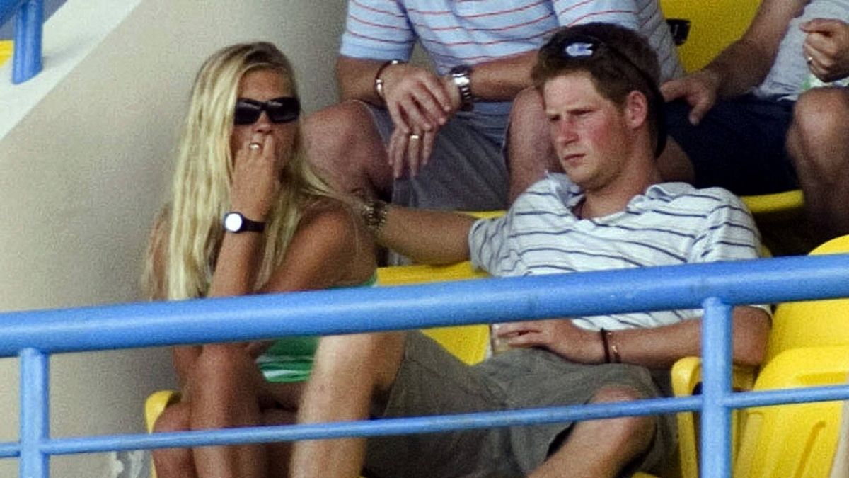 Mit dieser Frau besucht Prinz Harry seinen ersten Superbowl