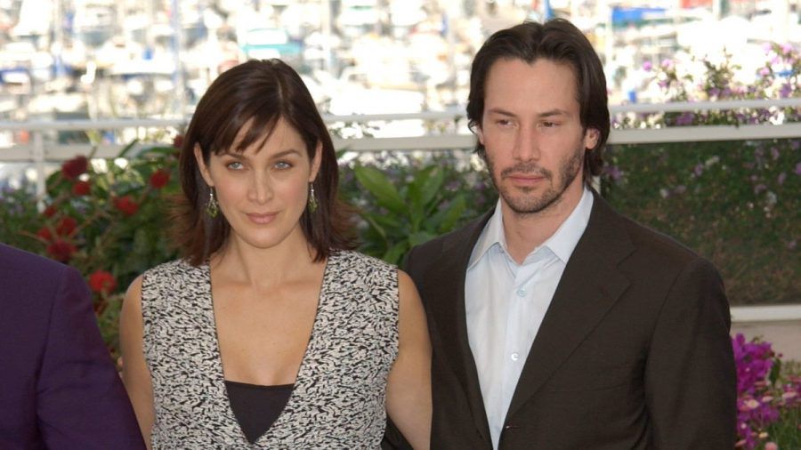 Keanu Reeves mit Carrie-Anne Moss in Cannes. (wue/spot)