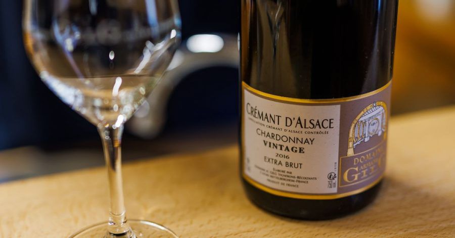 Crémant gilt in Frankreich als die "kleine Schwester des Champagners" und erfreut sich auch in Deutschland wachsender Beliebtheit.