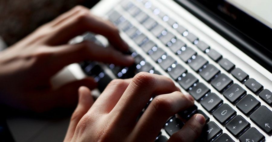 Fünf oder sechs Tasten, die auf der Tastatur nebeneinander liegen: Kann das ein sicheres Passwort ergeben? Ganz sicher nicht!