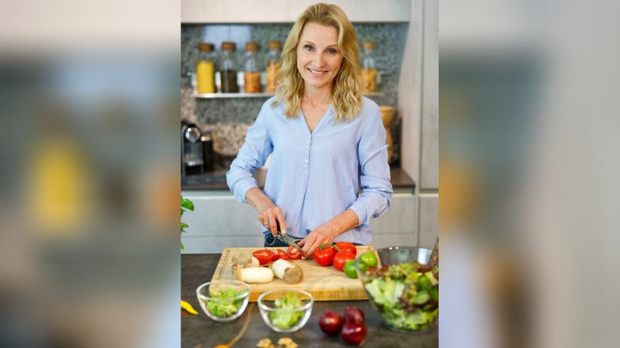 Dr. Alexa Iwan ist Ernährungswissenschaftlerin und TV-Moderatorin. (obr/spot)
