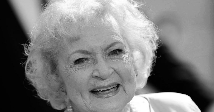 Die US-Schauspielerin Betty White ist kurz vor ihrem 100. Geburtstag gestorben.
