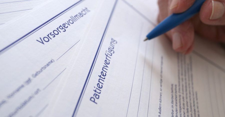 Beispiel Vorsorgevollmacht und Patientenverfügung: In einer Vollmacht sollte immer genau beschrieben werden, zu welchem Zweck die bevollmächtigte Person ihre Befugnisse überhaupt nutzen darf.