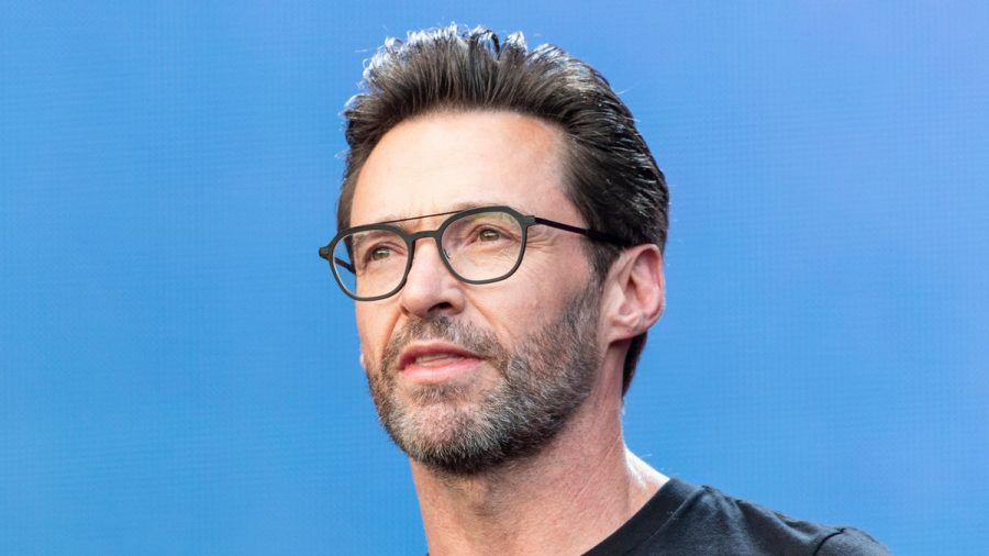 Hugh Jackman geht es nach einer Infektion mit dem Coronavirus den Umständen entsprechend gut. (wue/spot)