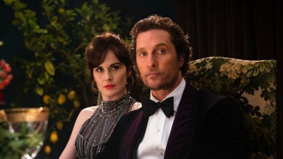 "The Gentlemen": Rosalind Pearson (Michelle Dockery) und Mickey Pearson (Matthew McConaughey) kennen wenig Skrupel. (cg/spot)