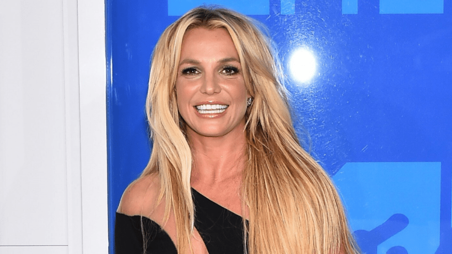 Britney vogelfrei ins Jahr 2022: Symbolischer Post zum Jahreswechsel!