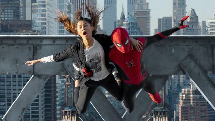 Spider-Man (Tom Holland) ist ein neuer Rekord an den Kinokassen ins Netz gegangen. (stk/spot)