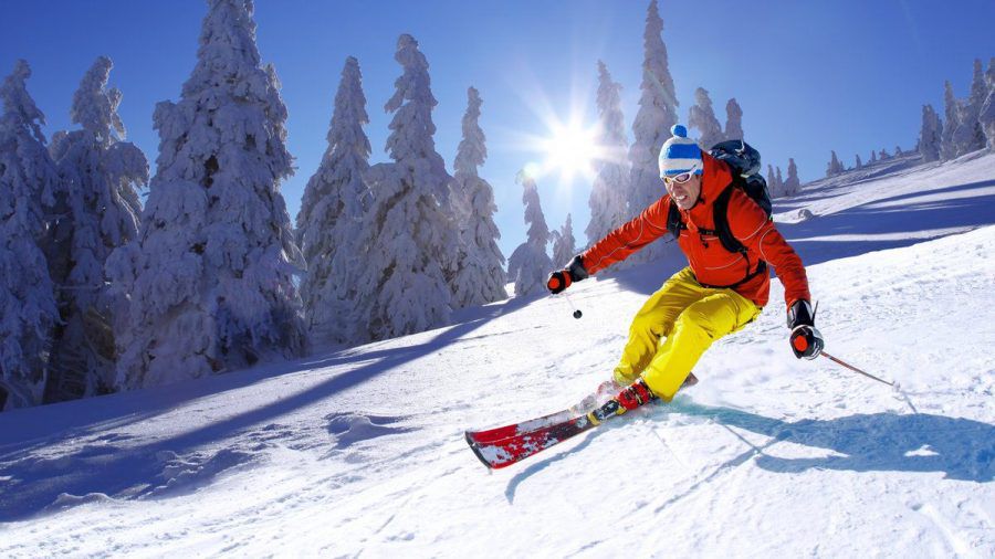 Skifahren ist in Bayern bald wieder einfacher. (smi/spot)