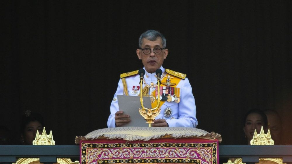 Thailands König Rama Nun gibt's Ärger von Annalena Baerbock muss er