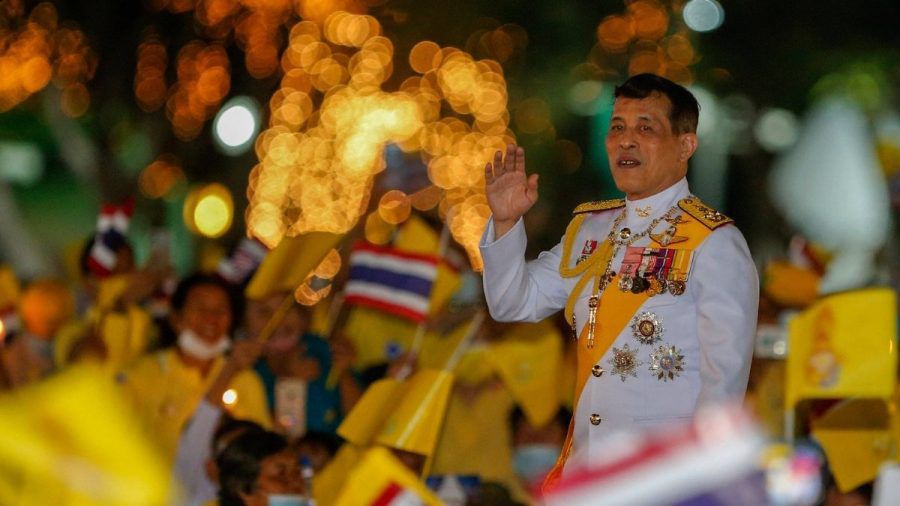 Unglaublich aber wahr: 15 skurrile Fakten über Thai-König Rama