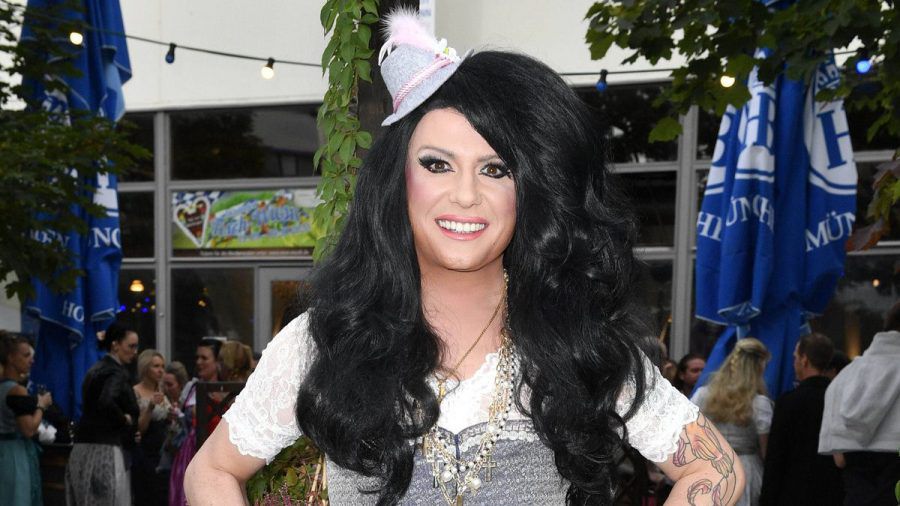 Dragqueen Nina Queer will sich mit diesem Song zum ESC jodeln