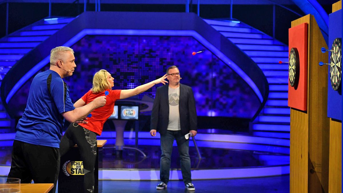 "Schlag den Star": Ruth Moschner mischt den Laden auf - die Highlightvideos!