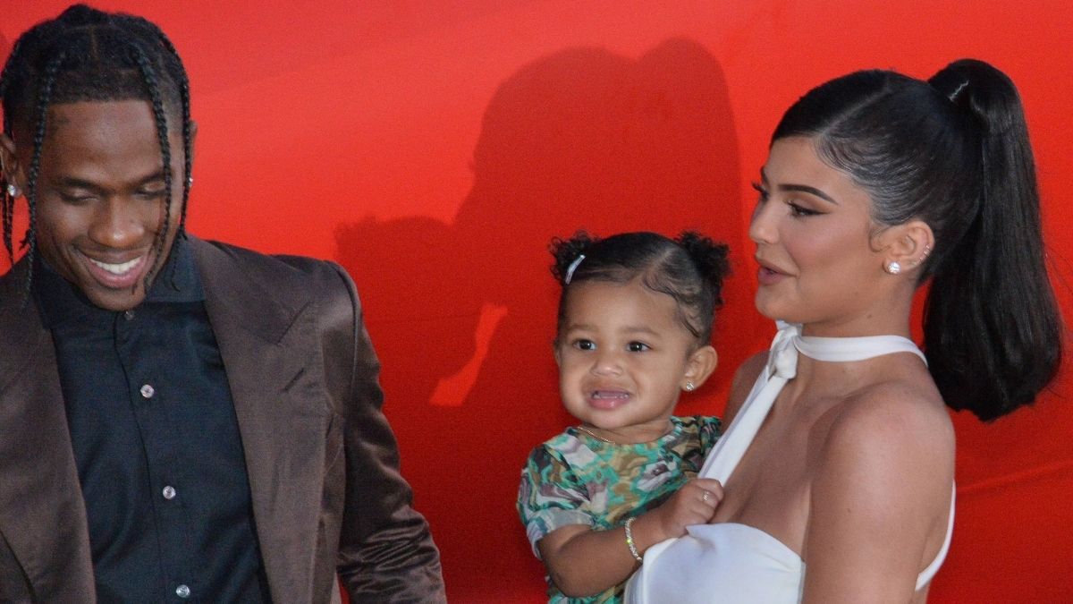 Trennung, Verlobung, Tod & Milliarden: Der Kardashian-Jenner Jahresrückblick