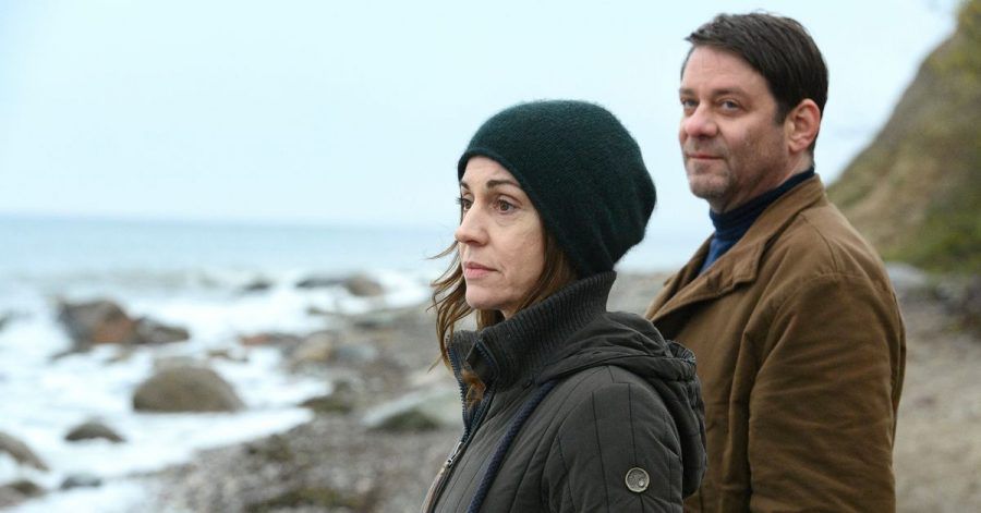 Agnes (Ulrike C. Tscharre) und Gregor (Roeland Wiesnekker) in einer Szene aus "Wo ist die Liebe hin".
