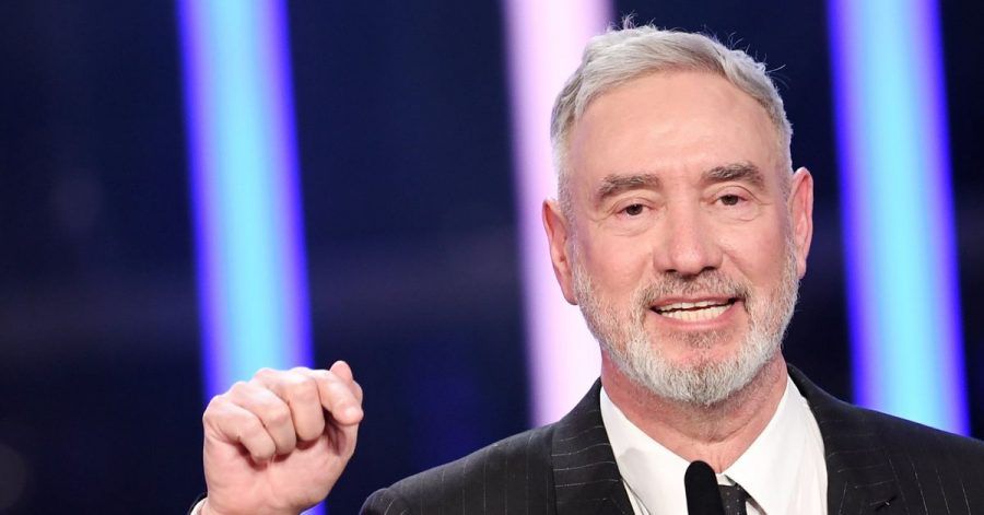 Der Regisseur Roland Emmerich wirft den Mond aus seiner Umlaufbahn.