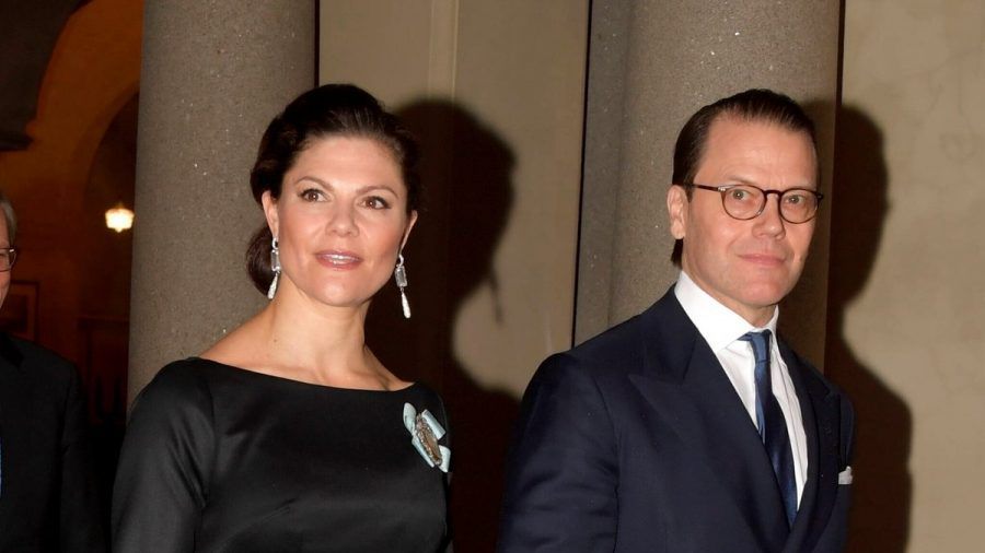 Prinzessin Victoria und Prinz Daniel von Schweden sind an Corona erkrankt. (aha/spot)