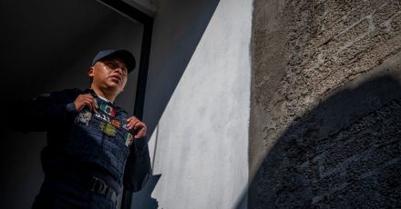 Der 29 Jahre alte Alan Galván arbeitet als Polizeibeamter in Mexiko-Stadt.