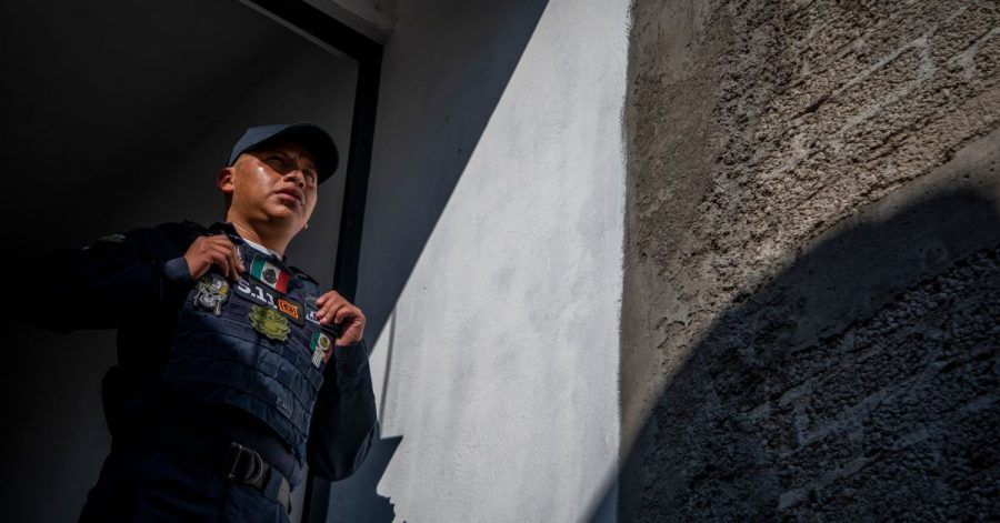 Der 29 Jahre alte Alan Galván arbeitet als Polizeibeamter in Mexiko-Stadt.