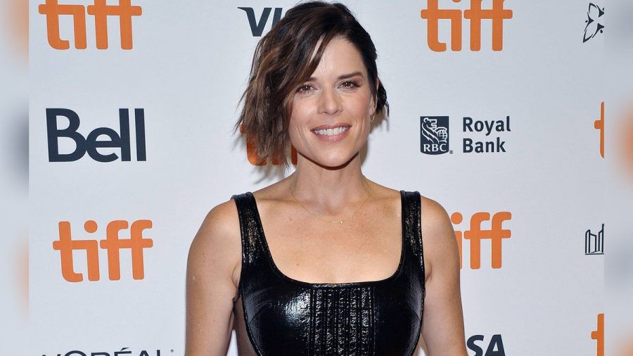 Neve Campbell wurde an einem Filmset von einem Bären angefallen. (smi/spot)