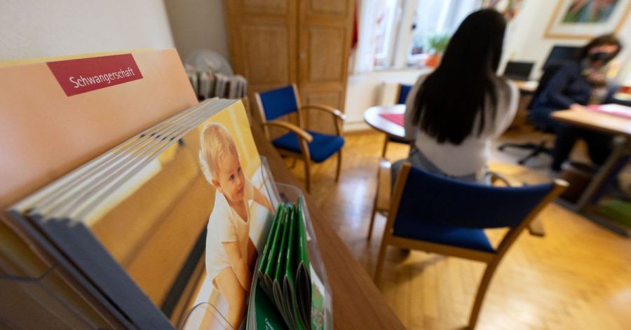 Persönliche Beratungsgespräche sind während der Pandemie manchmal nicht möglich. Gerade auf dem Land könne die Onlineberatung den Kontakt zwischen Beratungsstelle und Klientinnen erleichtern.
