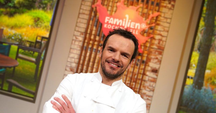 Der bekannte TV-Koch Henssler bekommt eine werktägliche Familien-Kochshow in der ARD.