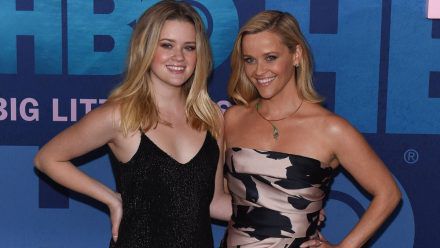 Reese Witherspoon: Tochter überrascht mit Sex-Geständnis
