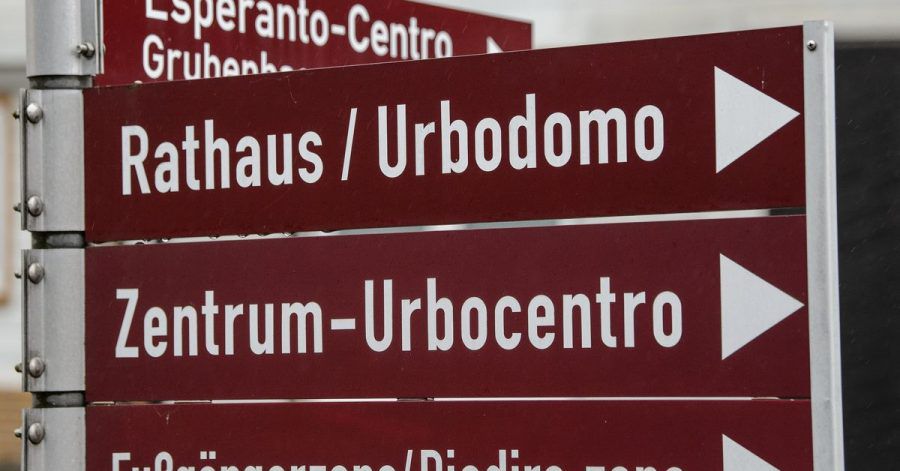 Seit dem 12. Juni 2006 darf die Stadt Herzberg am Harz den Titel «die Esperanto-Stadt» führen.