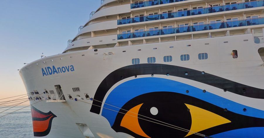 Das Kreuzfahrtschiff «Aida Nova» im Kreuzfahrtterminal in Lissabon.