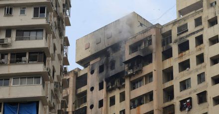 Feuer in einem 19-stöckigen Gebäudein Mumbai.