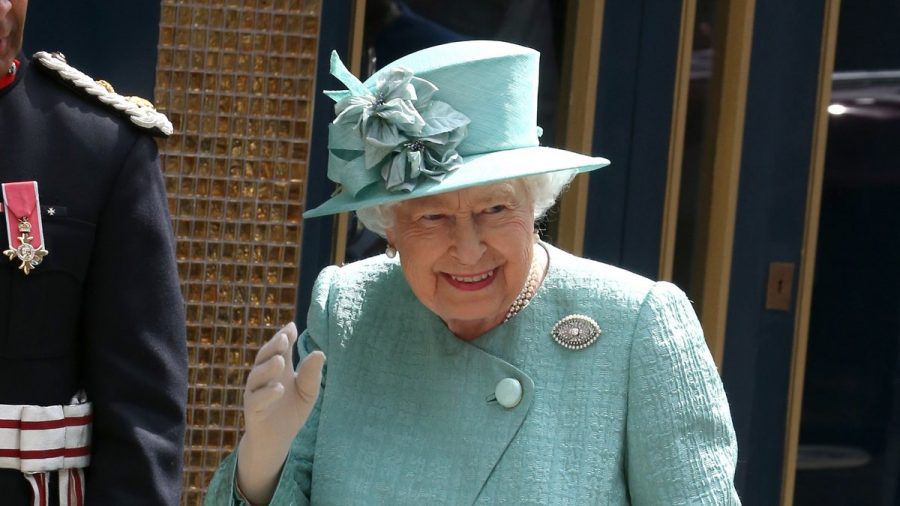 Die Queen ist nach Sandringham geflogen. (jom/spot)