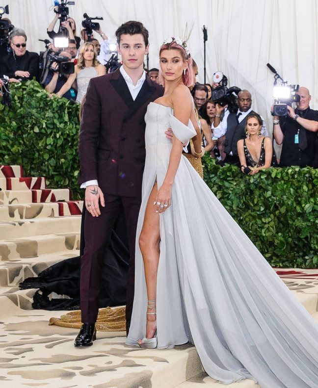 Hailey Bieber Hochzeitskleid