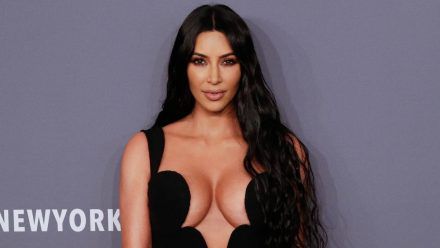 Kim Kardashian auf dem roten Teppich