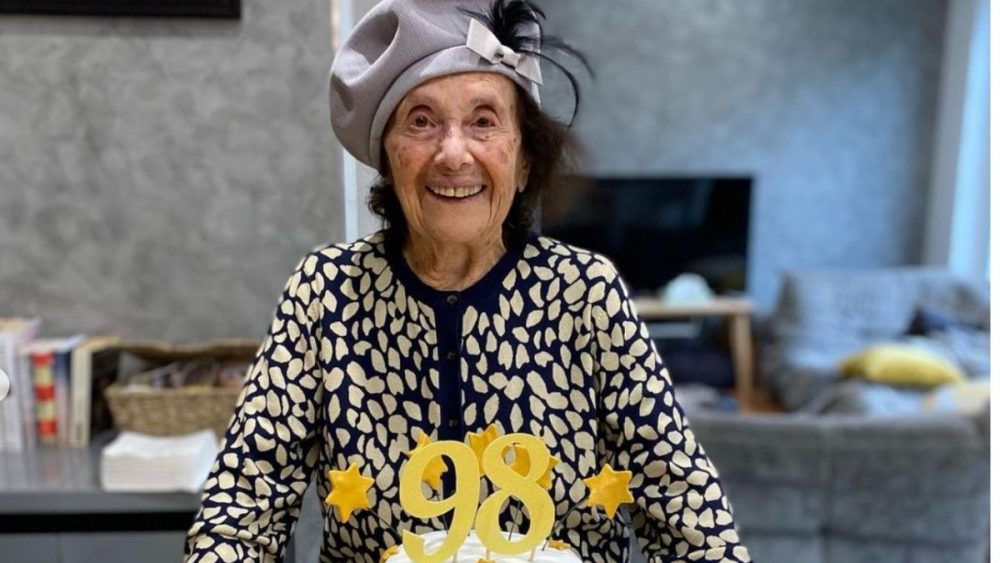 Lily Ebert (98) hat Auschwitz überlebt und feiert jetzt auf TikTok