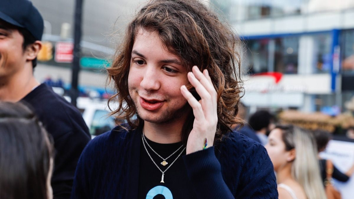 Mick Jaggers Sohn sieht aus wie ein echter Rolling Stone