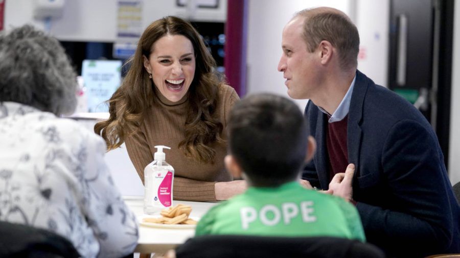 Blöder Überraschungsbesuch: Prinz William tröstet einen sehr enttäuschten Jungen