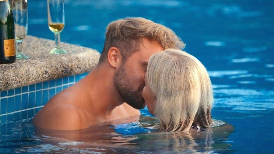 "Der Bachelor": Der 1. Kuss, Eifersuchtsdrama und Durchfall-Attacke!