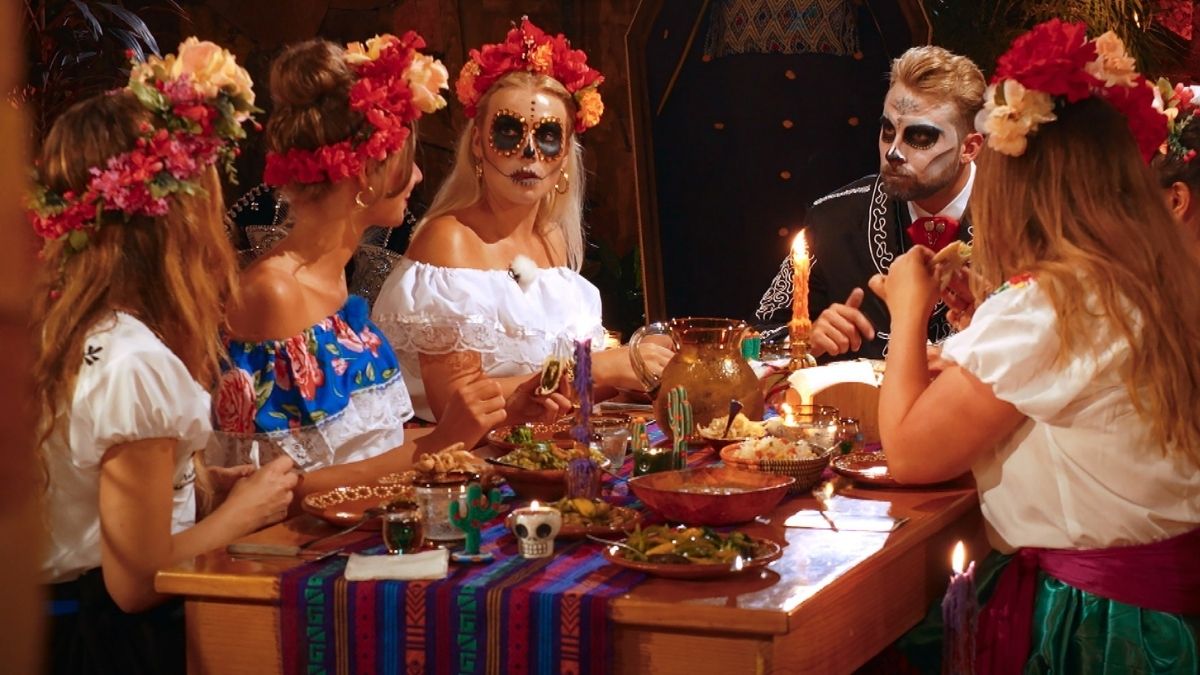 "Der Bachelor": Dominik lädt zum beim peinlichsten Date aller Zeiten ein!
