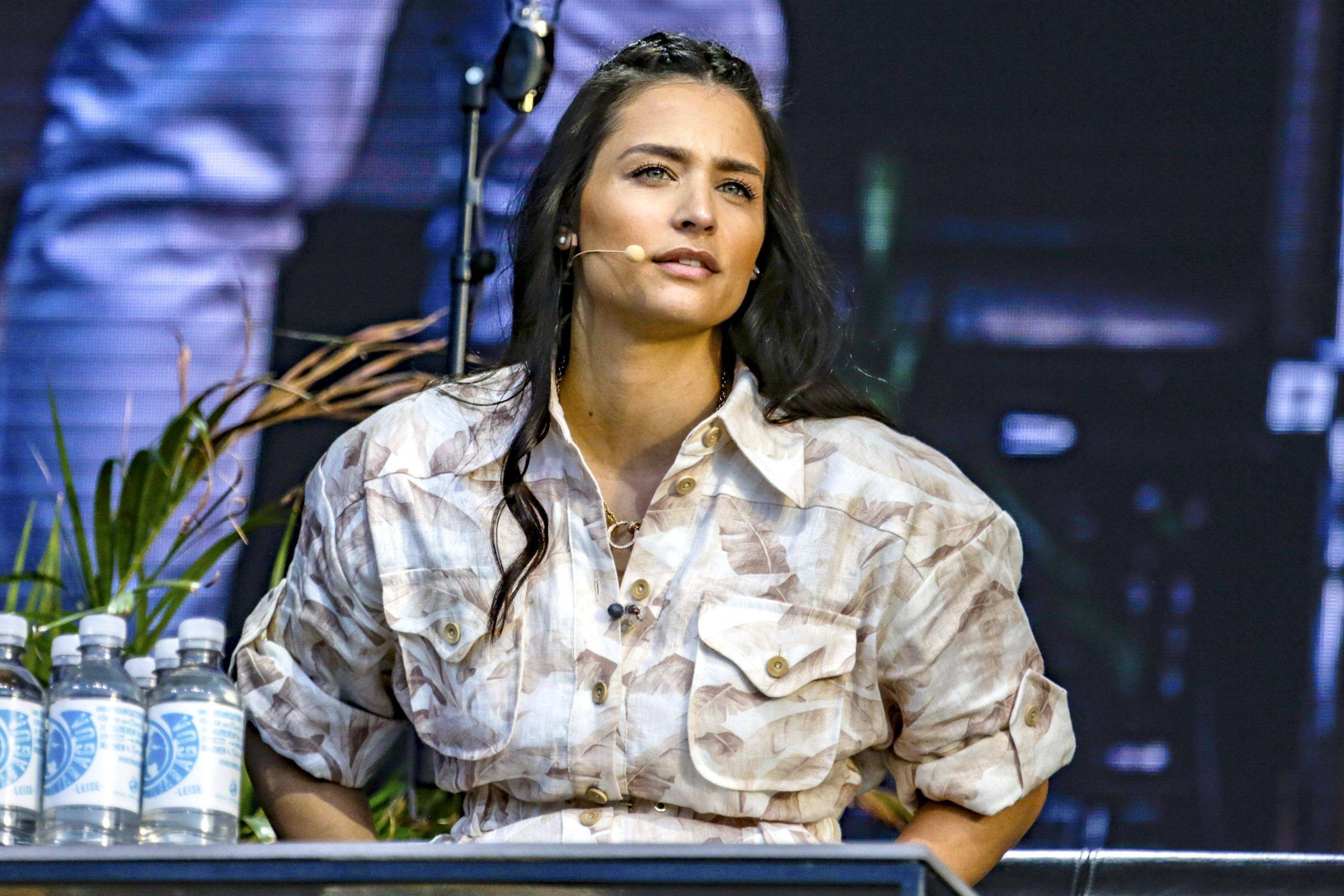 Amira Pocher ganz emotional: Sie kommen zurück in ihr Flut-Haus