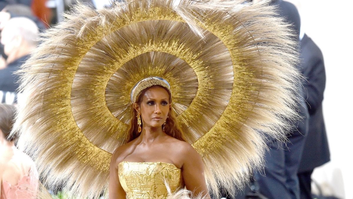 Kim Kardashian: DAS war der Grund für den schwarzen Maskenanzug auf der Met Gala