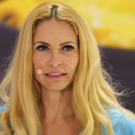 Sonya Kraus: Wie andere Stars ihr gegen den Krebs beistehen können