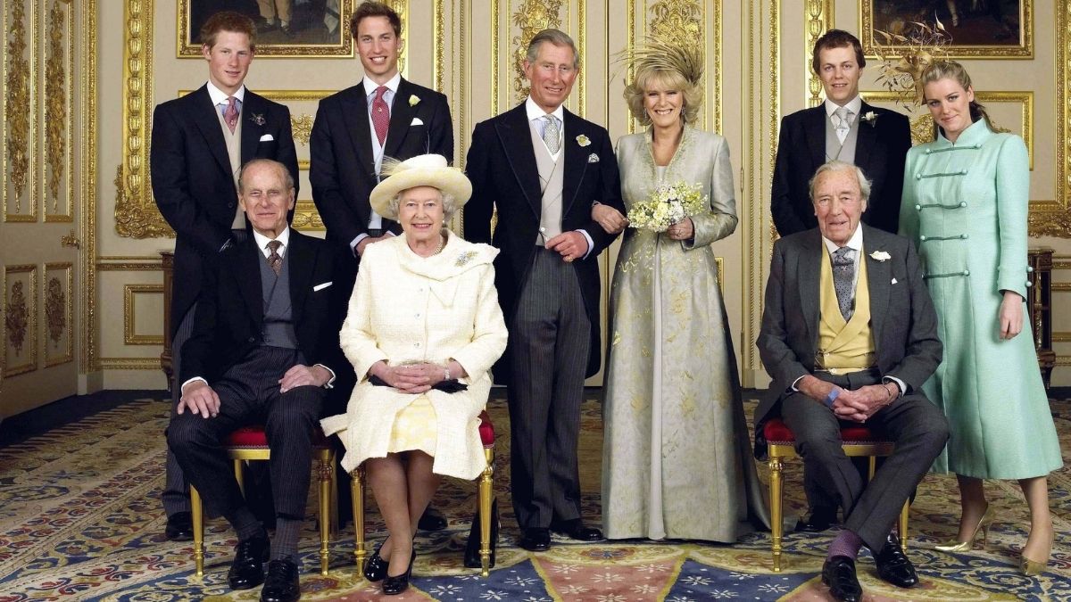 Früher war Camilla das Problem, heute ist sie Englands Lösung!