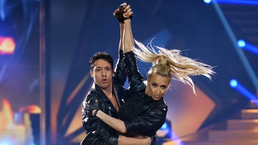 René Casselly ist nun ganz offiziell einer der Mitfavoriten auf den "Let's Dance"-Sieg. (wue/spot)