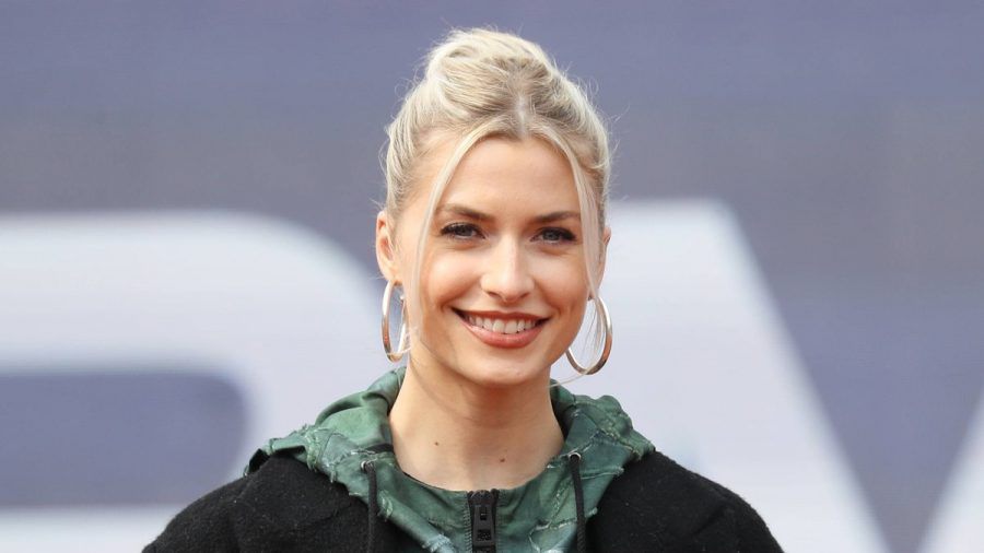 Model Lena Gercke hat eine "harte Woche" hinter sich. (ili/spot)