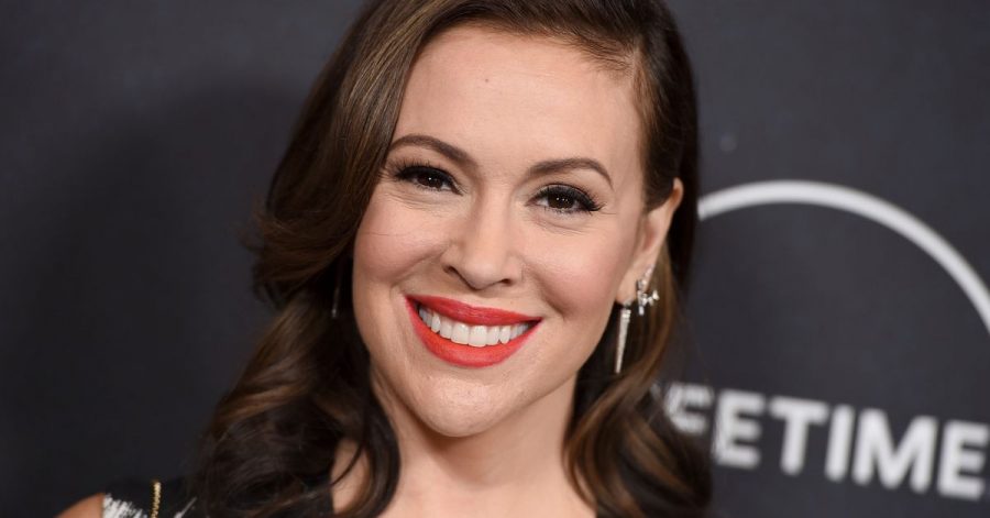 Die US-Schauspielerin Alyssa Milano zeigt ihren Kindern nicht alles.