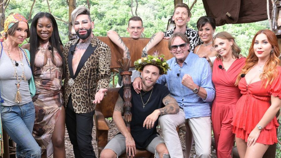 Die Dschungelcamp-Stars auf einen Blick - in der Mitte thront Dschungelkönig Filip Pavlovi?. (obr/spot)