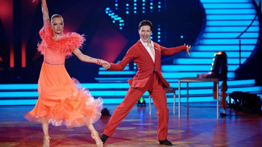 Cheyenne Ochsenknecht mit ihrem Profitänzer Evgeny Vinokurov.