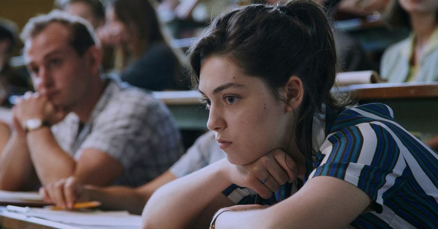 Anamaria Vartolomei als Anne in einer Szene des Films «Das Ereignis» (undatierte Filmszene).