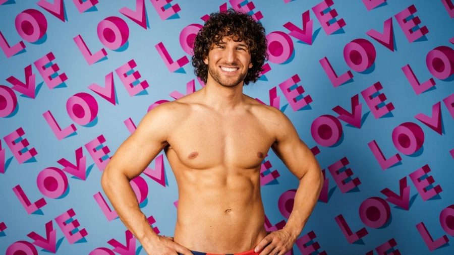 Love Island Adriano