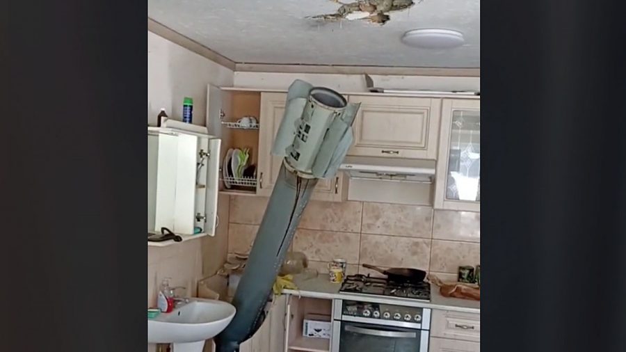 Eine russische Rakete ist in eine ukrainische Küche eingeschlagen